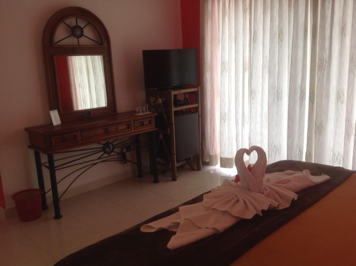 プレヤデルカーメン Casa Pili Bed & Breakfast エクステリア 写真